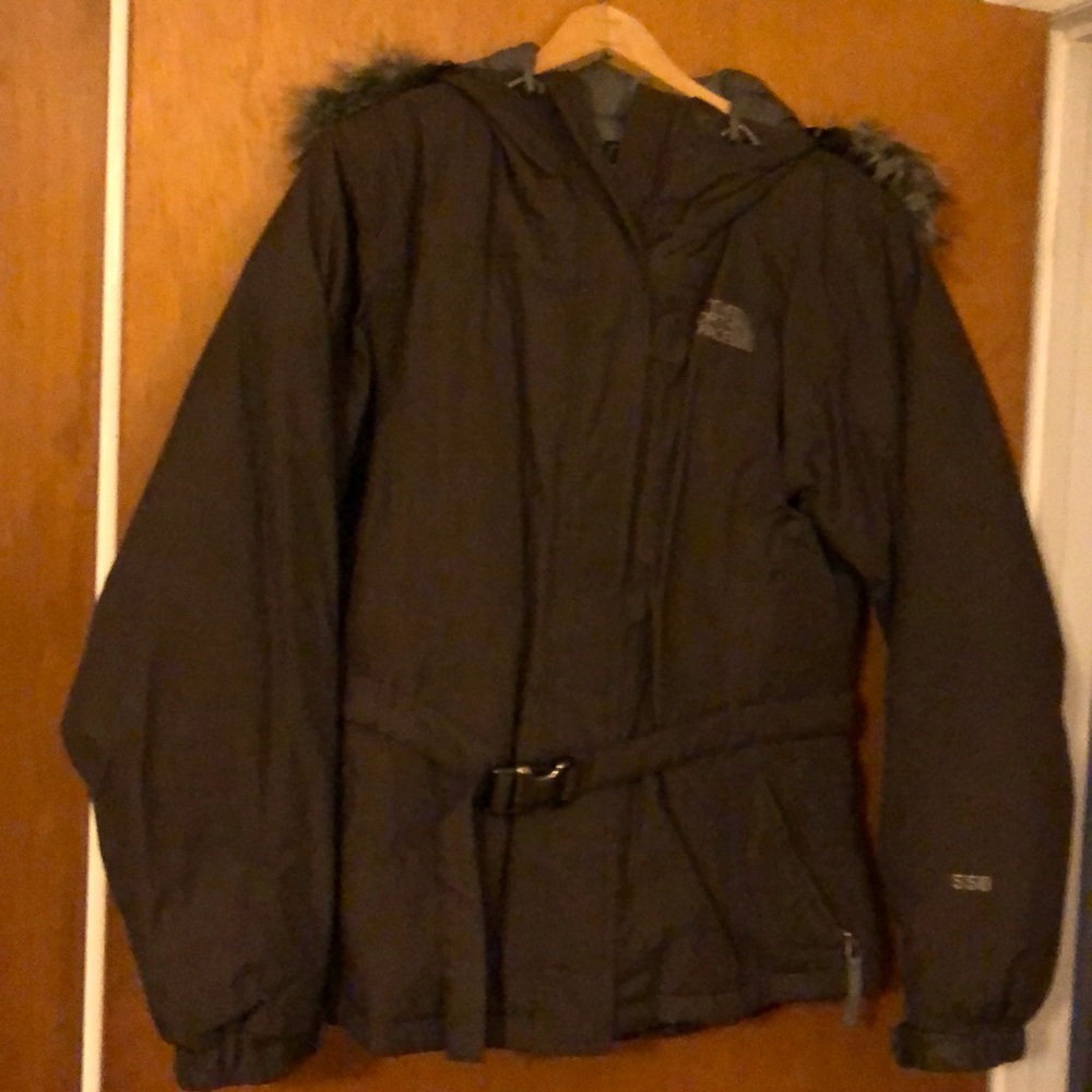 Brown The North Face goose down jacket with removable fur hood and belt.